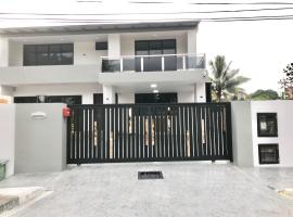 BigLanded House NR Penang Hill & Kek Lok Si Temple，位于亚依淡的酒店