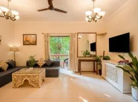 Elegant Pool side 2BHK Retreat 5 mins walk to Candolim Beach