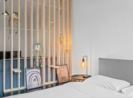 Studio in city center 15min from airport