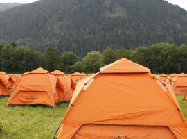 F1 Camping Oostenrijk，位于Scheifling的豪华帐篷