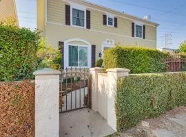 6 Mi to Dtwn Pasadena Home with Patio and Yard!
