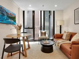 Stylish Stay on Courtenay - 1BR APT