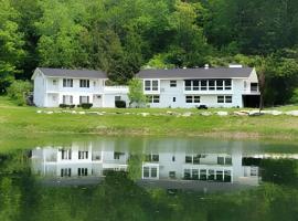 Catamount Lodging，位于Hillsdale的酒店