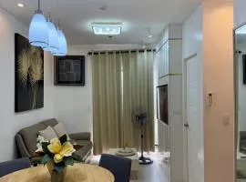 Jasmine - Two Bedroom Condo Unit with Balcony
