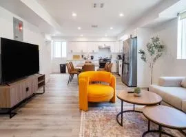 Stylish & Cozy Retreat Near USC & Downtown LA