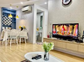 Capacious apartment 2 BRs in Masteri Thao Dien，位于胡志明市的酒店