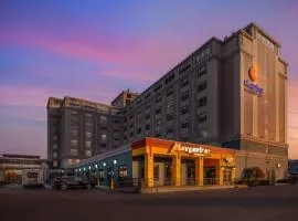 洛根国际机场康福特茵旅馆&套房酒店