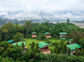 Tashree Kabeela Riverside Resort，位于Marchula的酒店