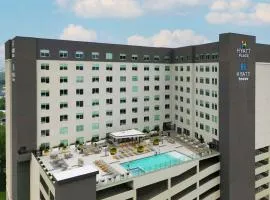 Hyatt Place Houston Medical Center