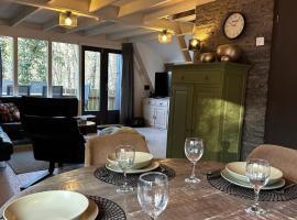 Luxe Bungalow de Cuberdon in Durbuy，位于杜柏的酒店