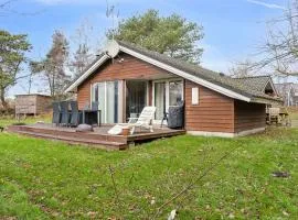 Cozy Summer House Close To The Beach