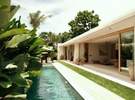 COZ Bali Boutique Villas walking distance to Padang Padang Beach，位于乌鲁瓦图的酒店