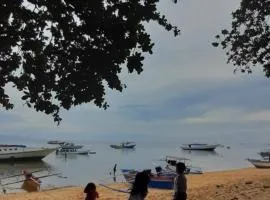 Blesshi Guest House Bunaken