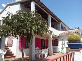 Villa Alella, 5 bedrooms & pool，位于阿莱利亚的酒店