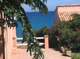 studio proche de la mer 1 chambre，位于孔卡的酒店