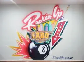 Modern 3-Story Townhome w Pool Table, Sleeps 10 Near Stadiums