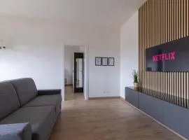 Amazing Apt Free Private Parking 18 min by train to Florence