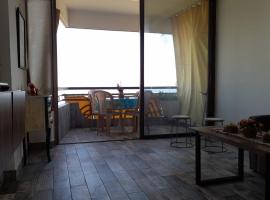 Remarkable 2-Bed Chalet in Kaslik，位于朱尼耶的木屋