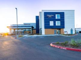 Selma Hampton Inn，位于Selma的酒店