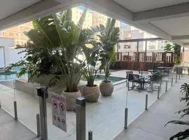 Lindo Apt para Temporada 50 m da Praia Vista Mar