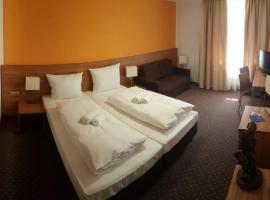 Hotel Relax，位于Wachenroth的酒店