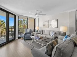 Beach and Golf Oceanfront 3 Bdrm Newly Renovated