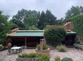 Finca Los Churquis，位于Volcán的酒店