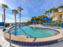 Hilton Vacation Club Charter Club Naples Bay，位于那不勒斯的酒店