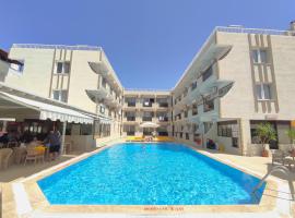 Mulka Hotel，位于艾瓦勒克的酒店