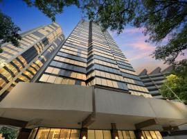 Chic DT Honolulu Executive Condo condo