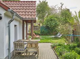 Altes Käthchen，位于Straupitz的酒店