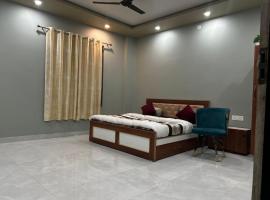 Bluemoon Babarpur，位于Auraiya的酒店