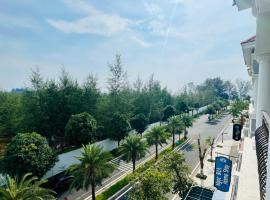 Hotel Amber View Beach Vinwonder Safari VietNam，位于富国的酒店