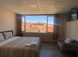 Stelar Hostal，位于昆卡的酒店