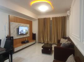 Cheapest 3 Bedroom Apartment in Sky House BSD - Duxton 1，位于萨姆波罗的酒店