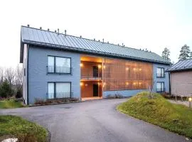 Amazing, fresh apartment close to nature! Free parking!