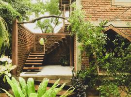 Monsoon Eco Resort - Whisky point Arugambay，位于波图维勒的酒店