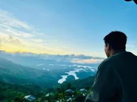 Homestay A Súy -View Hồ Tà Đùng
