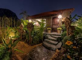 Scenic Mountain Ecolodge Ninh Binh，位于宁平的酒店