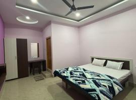 Sun Shine Residency，位于迪布鲁加尔的酒店