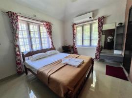 Madhavam Homestay，位于Chirayinkil的酒店