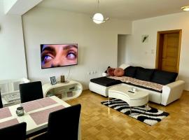 City Apartment Lukavac，位于Lukavac的酒店