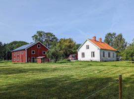 3 Bedroom Awesome Home In Ringarum，位于Ringarum的酒店