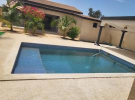 Villa luxueuse à ngaparou saly center，位于恩加帕鲁的酒店