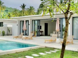 W&W Private two-bedroom villa with swimming pool，位于Lemonga的酒店