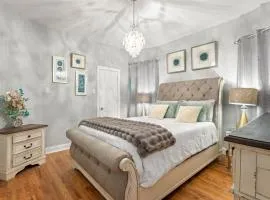 New Luxurious 5BD-2BA Duplex-FREE WINE-2CAR Parking