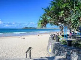 Charming, Peaceful Mooloolaba Escape