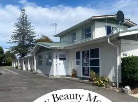 Bay Beauty Motel