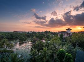 Krabi Maritime Resort，位于甲米镇的酒店