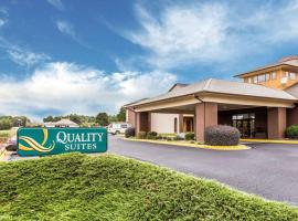 Quality Suites Hickory South
